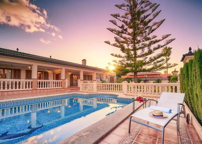 Ferienhaus Mit Privatpool Fuer 6 Personen Ca 300 Qm In Badia Grand, Mallorca Suedkueste Von Mallorca