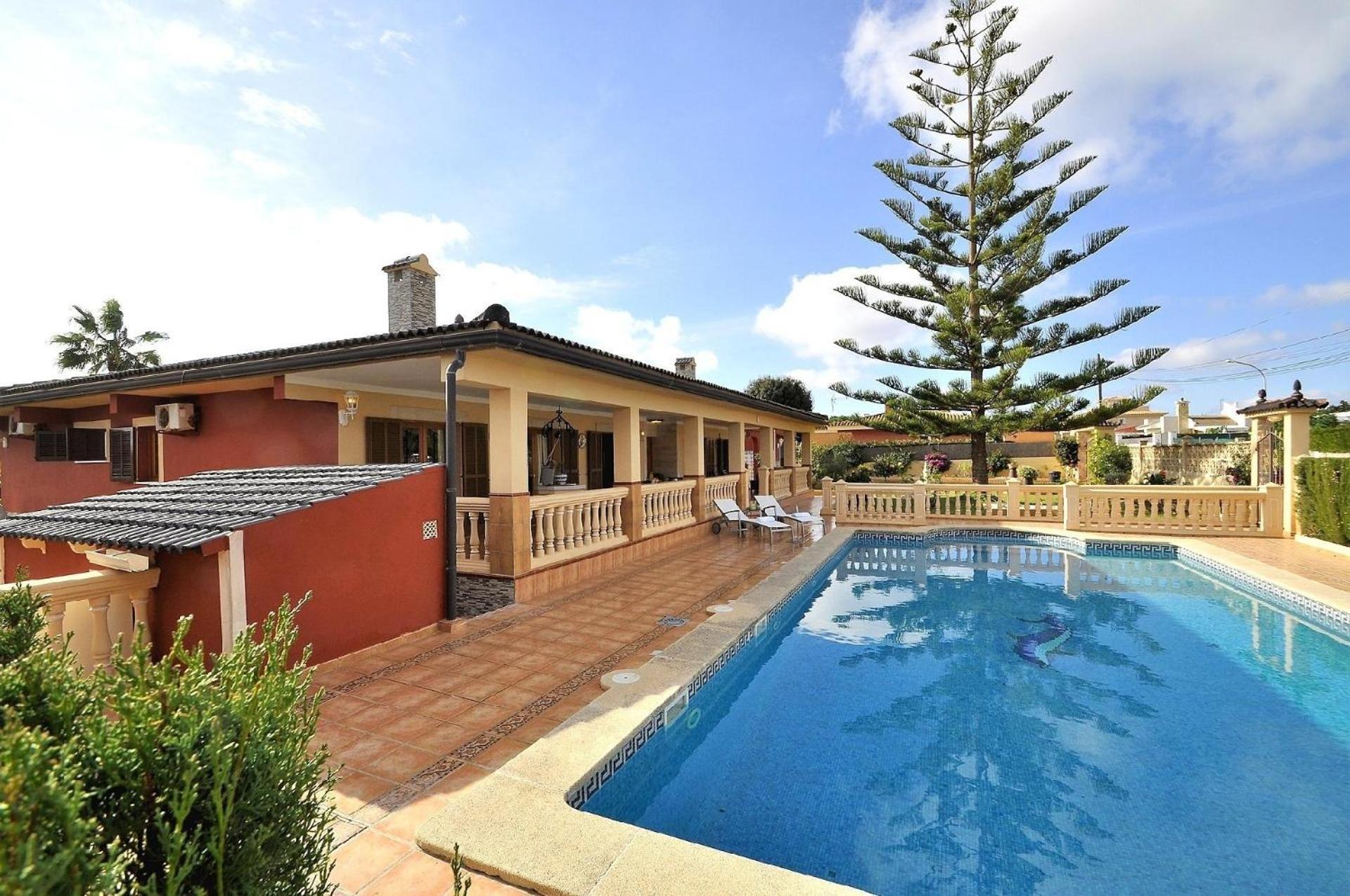 Holiday home Mit Privatpool Fuer 6 Personen Ca 300 Qm In Badia Grand, Mallorca Suedkueste Von Mallorca